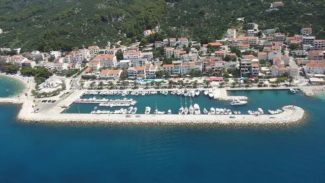 Reštaurácia Kondža Tučepi: Gurmánsky zážitok pri mori
