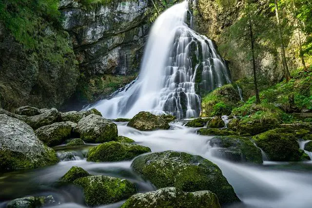 Najkrajšie vodopády Plitvických jazier: Fotogenické miesta