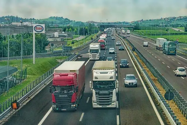 Doprava a Ubytovanie: Čo je vhodnejšie pre Váš výber destination?